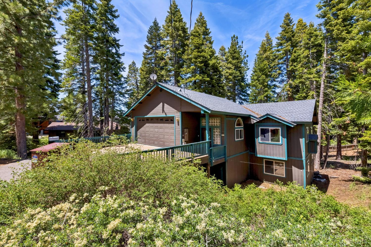 352 Heather Circle — photo