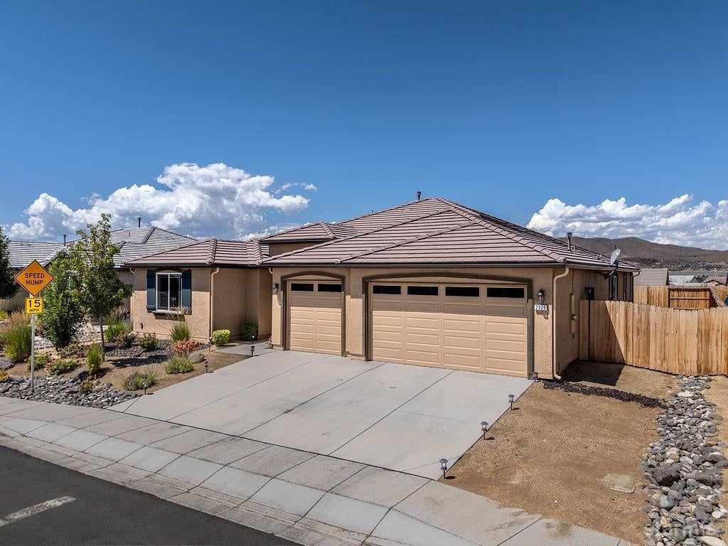 2329 Seaberry Drive — photo
