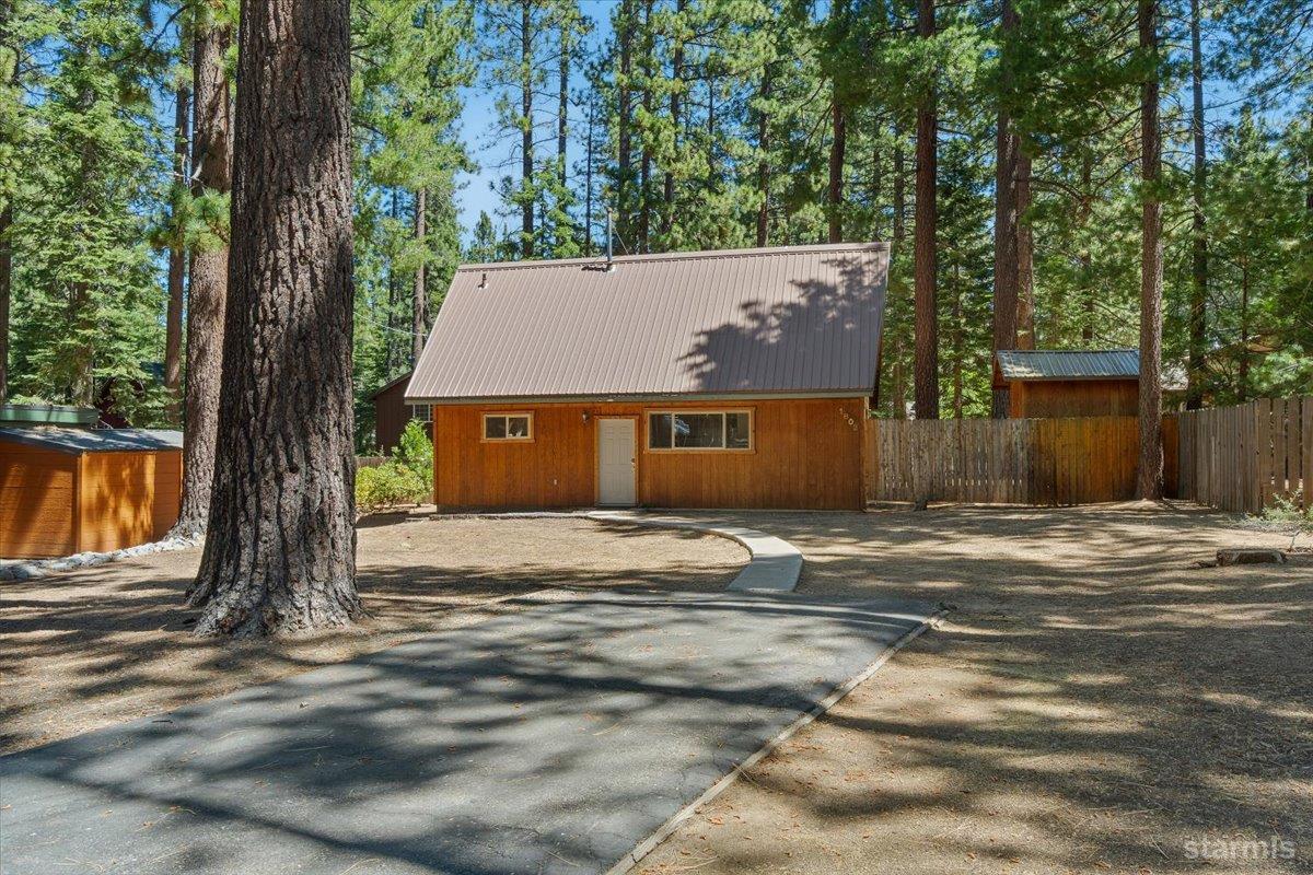 1802 Shady Lane — photo