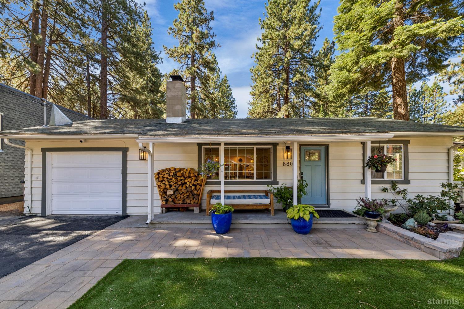 880 Secret Harbor Drive — photo