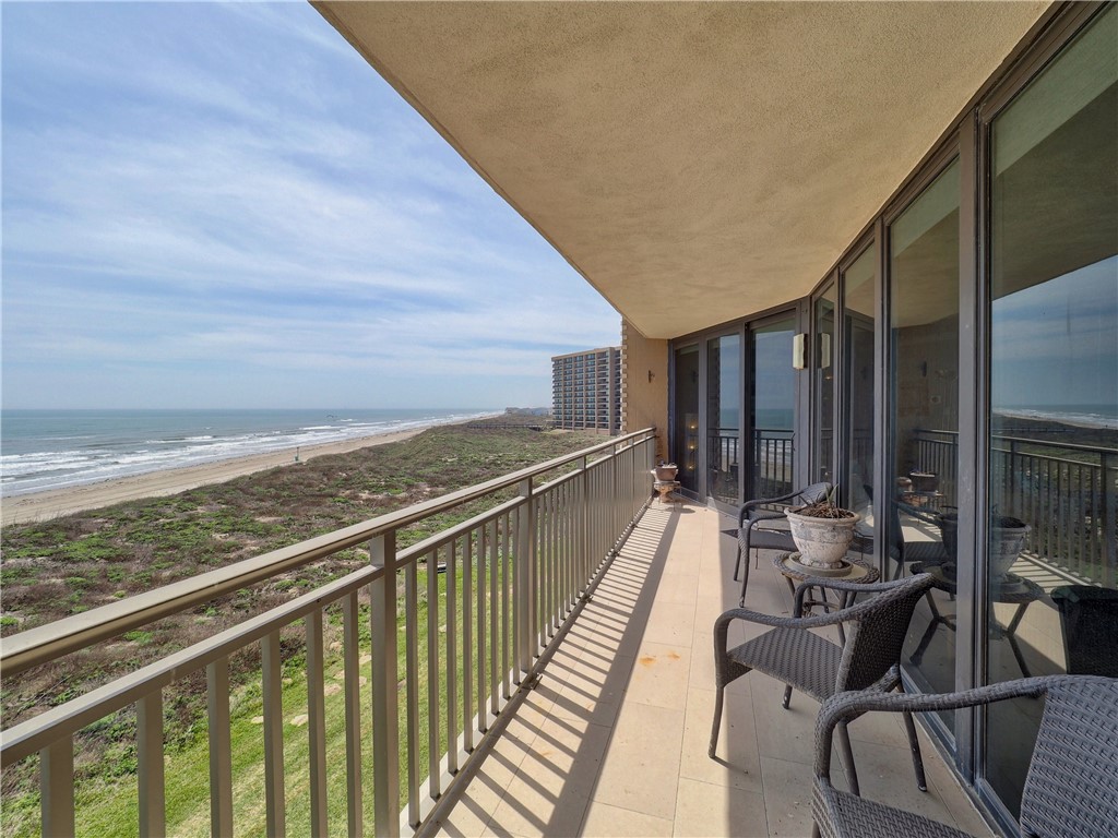 6649 Seacomber Dr 408 — photo