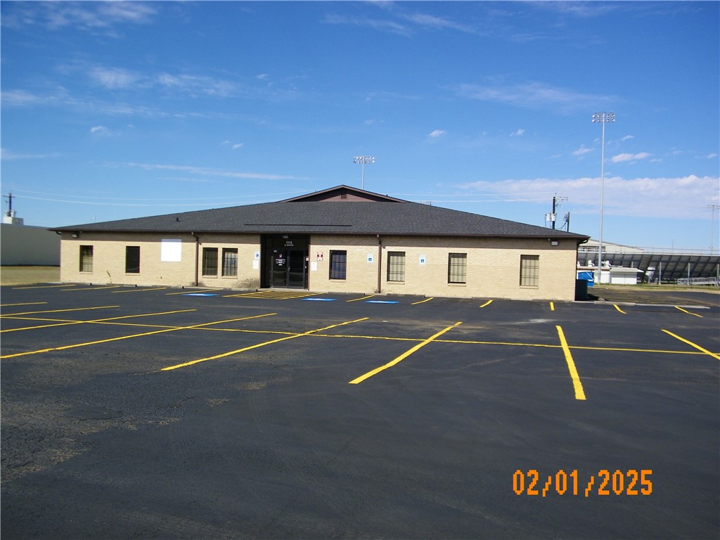 Home in Sinton, TX 78387 — photo 2