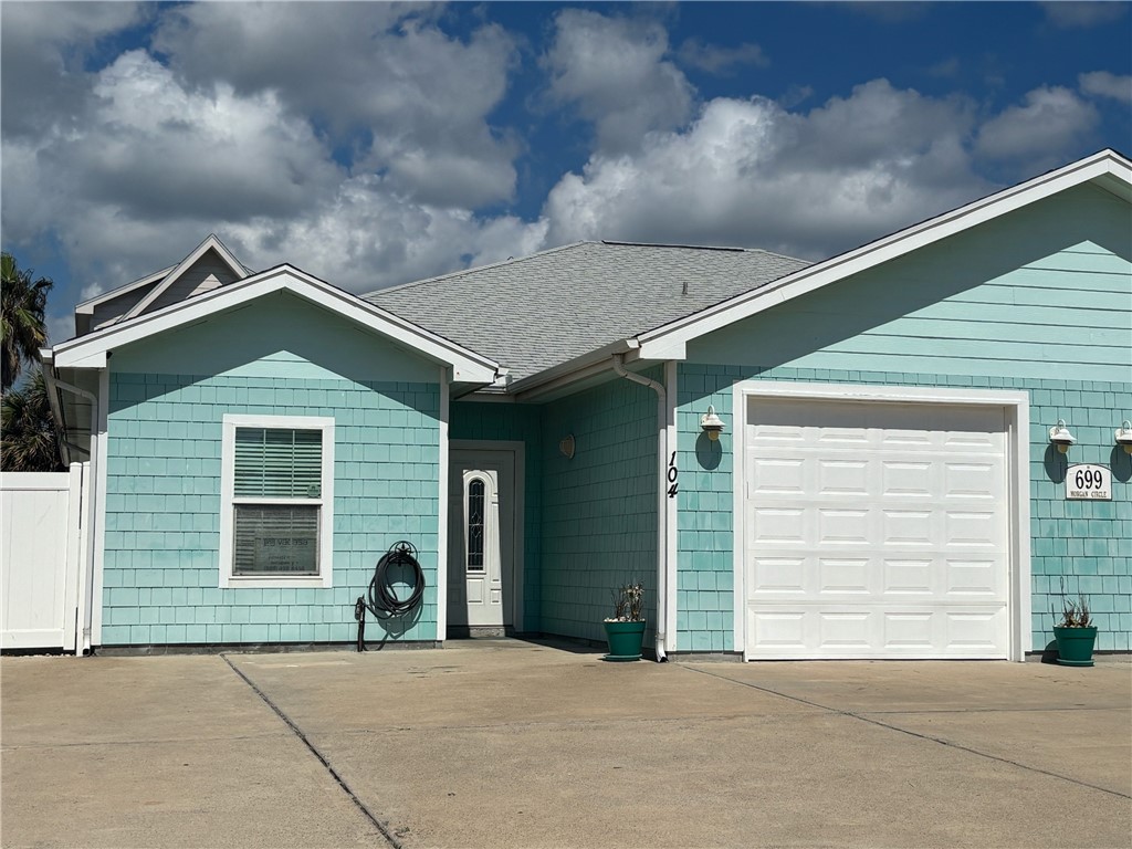 699 Morgan CR 104 — photo