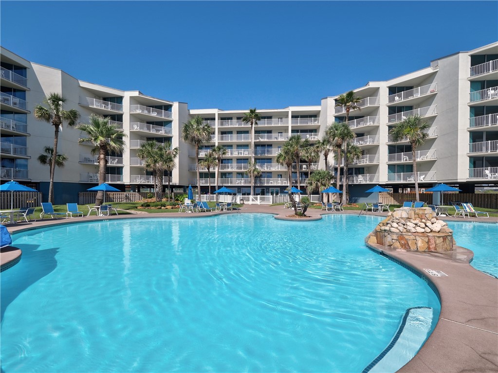 800 Sandcastle Dr 308 — photo