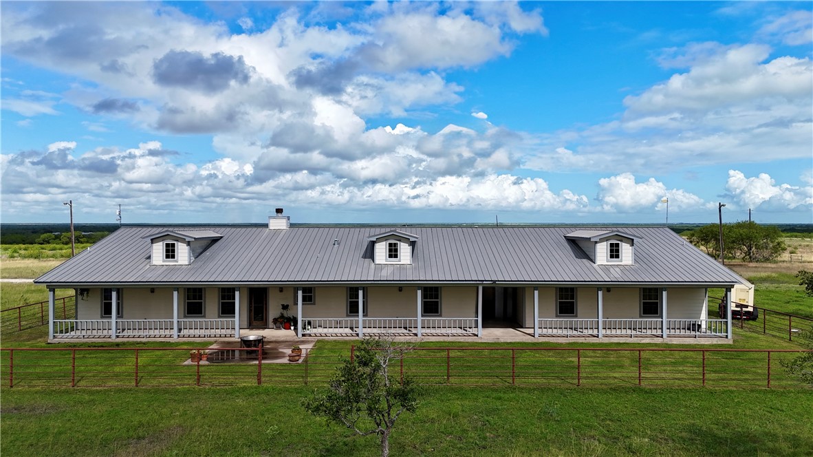 5567 County Road 1441 — photo