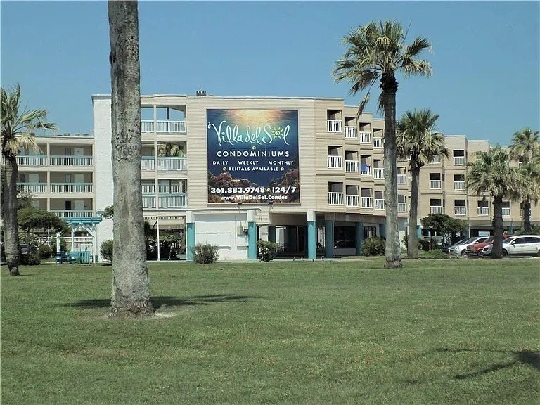 3938 Surfside Blvd 2345 — photo