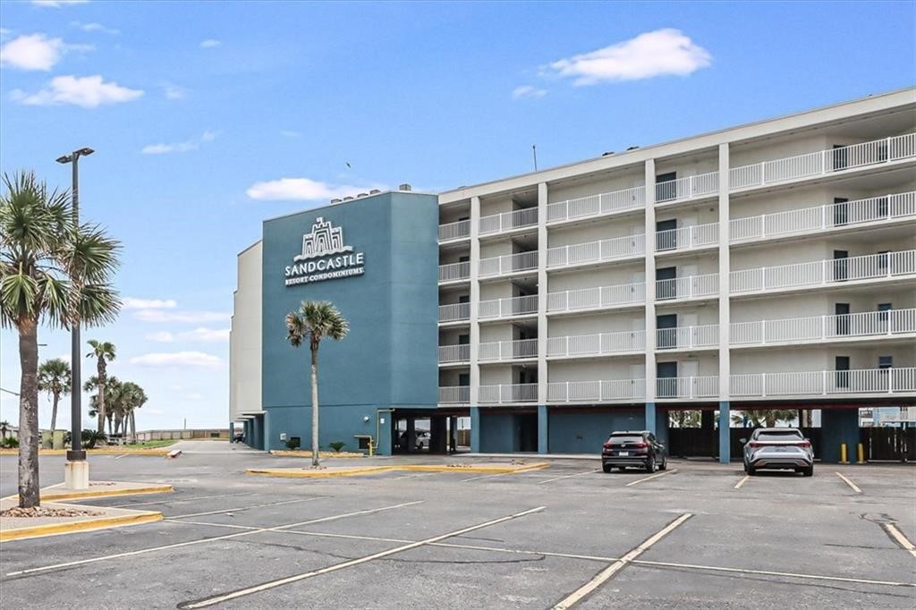 800 Sandcastle Dr 106 — photo