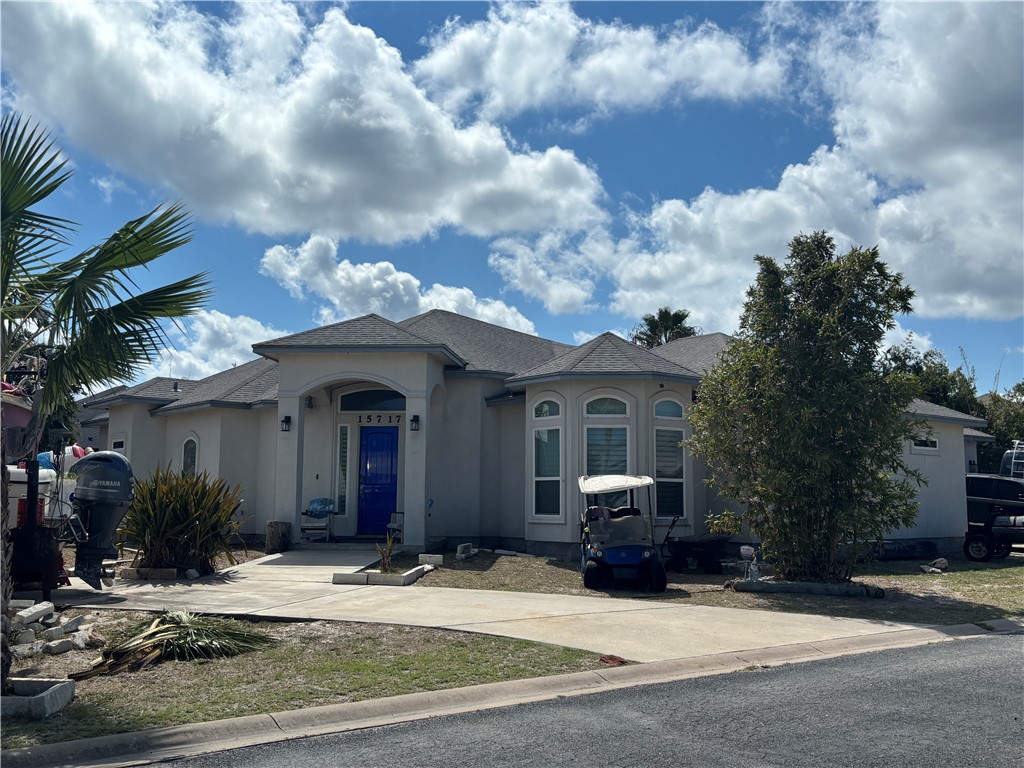 Home in Corpus Christi, TX 78418 — photo 2