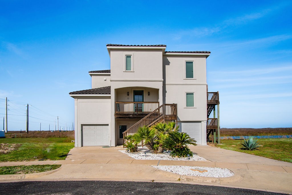 146 Villa Pamplona Dr — photo