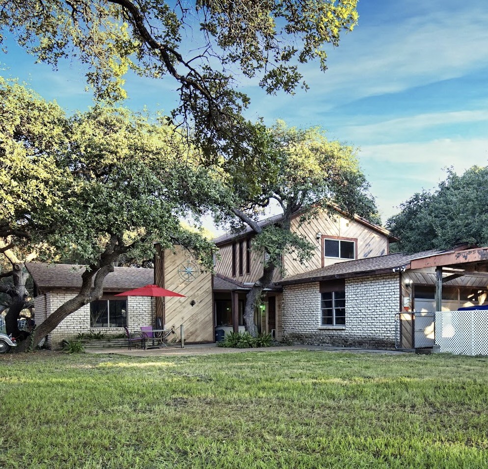 505 Wildwood Dr — photo