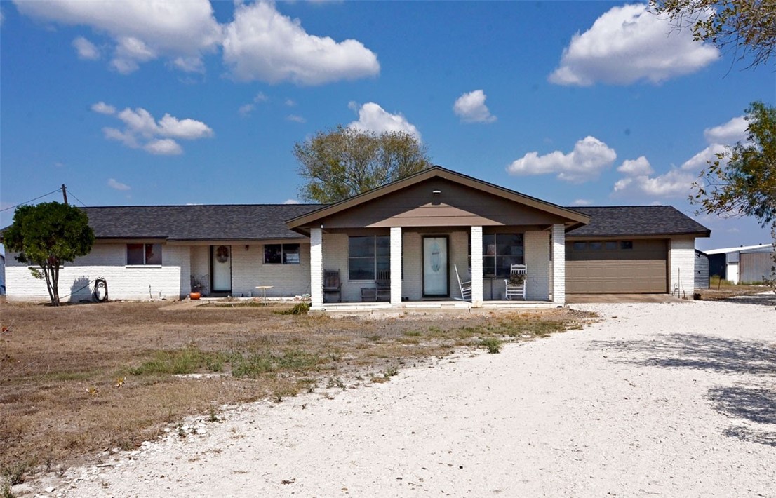 6604 County Road 136 — photo