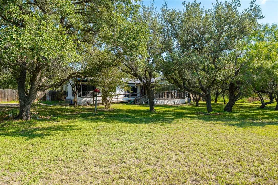 9326 Private Road 6005 — photo