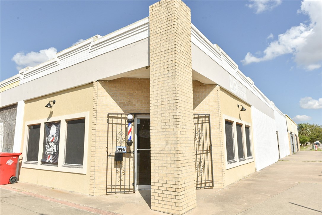 319 E Main Ave — photo