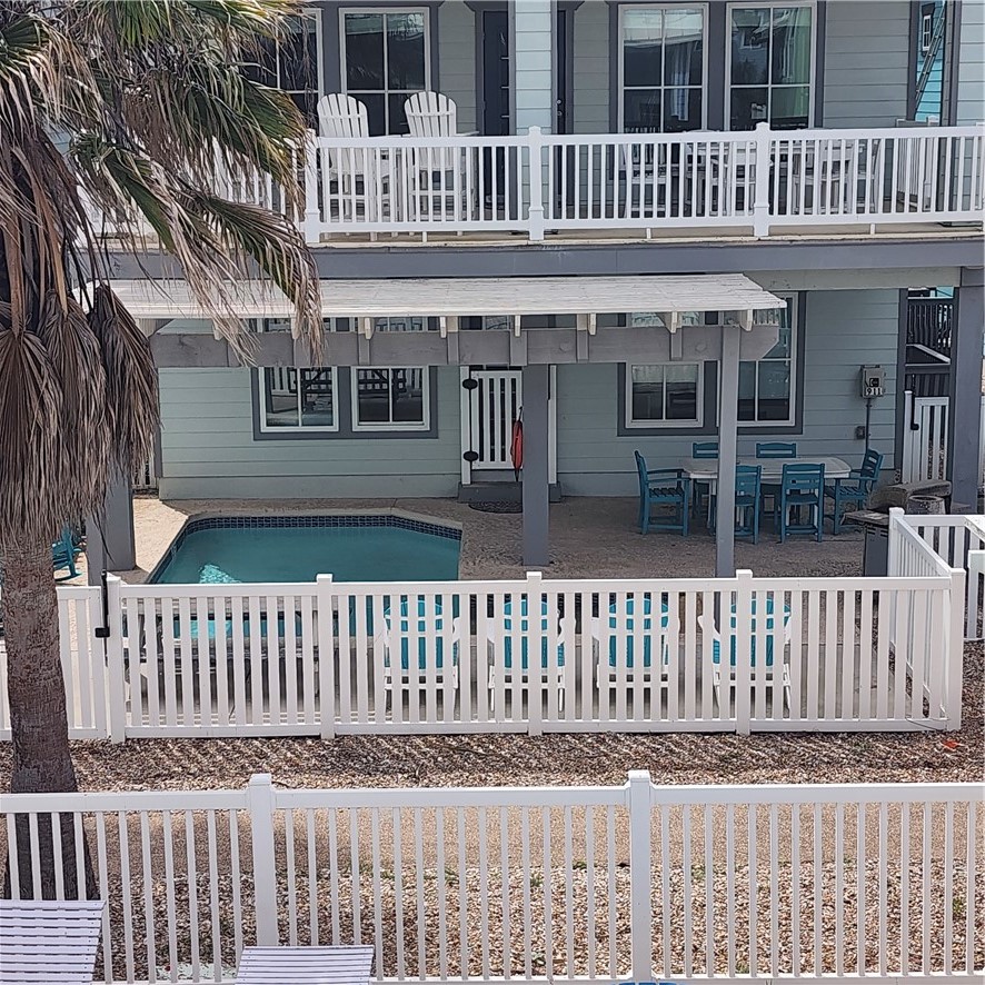 913 Banyan Beach Dr — photo
