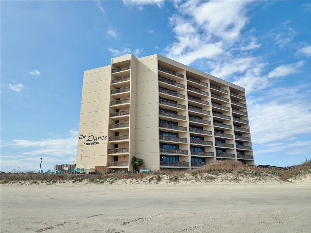 1000 Lantana Dr 601 — photo