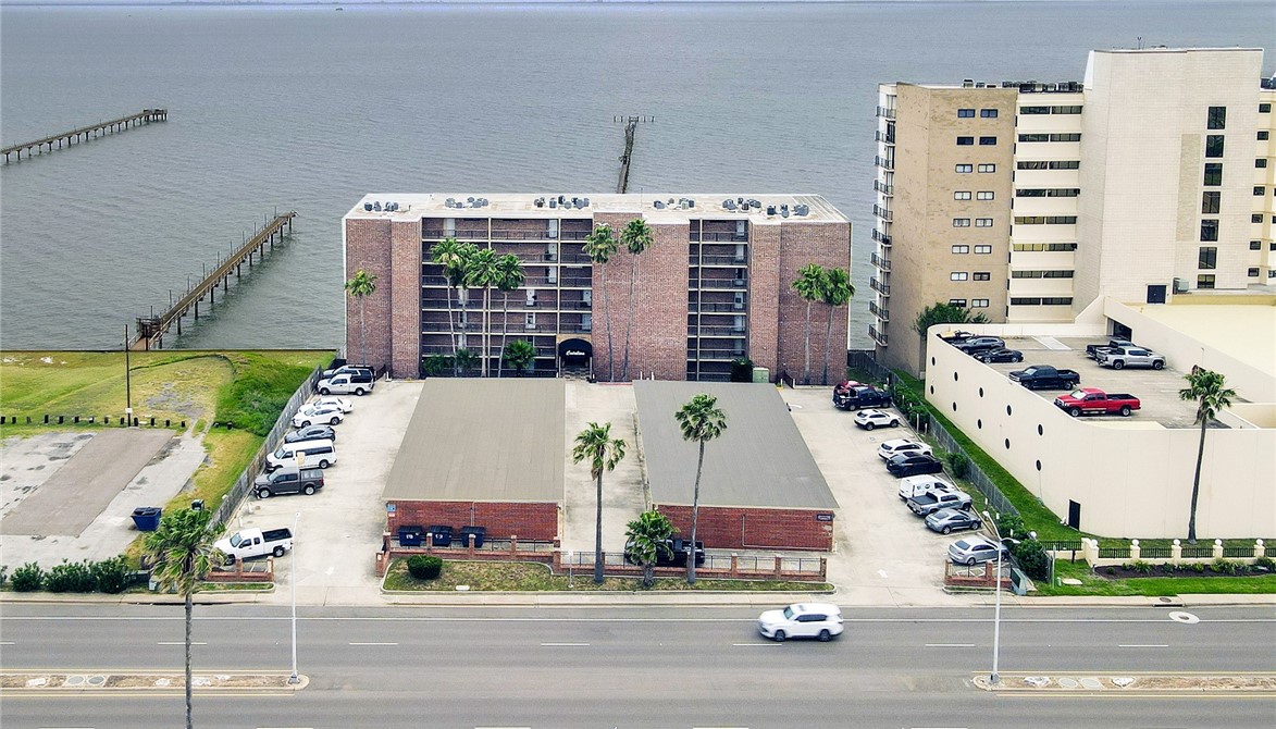 4334 Ocean Dr 403 — photo