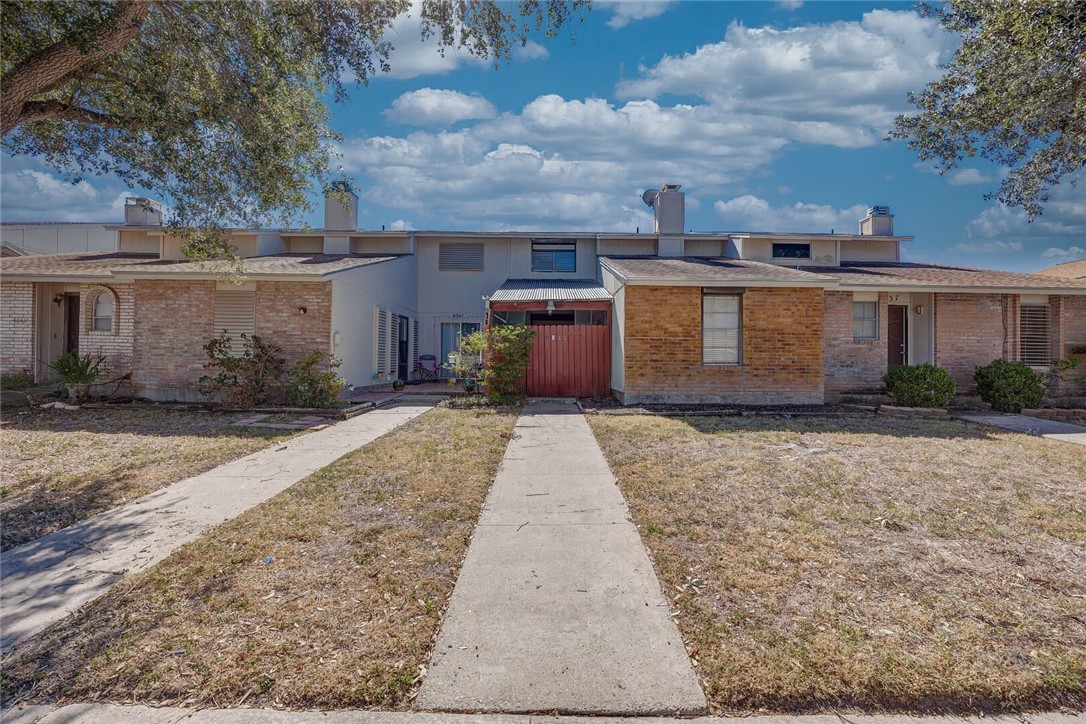4039 Killarmet Dr — photo