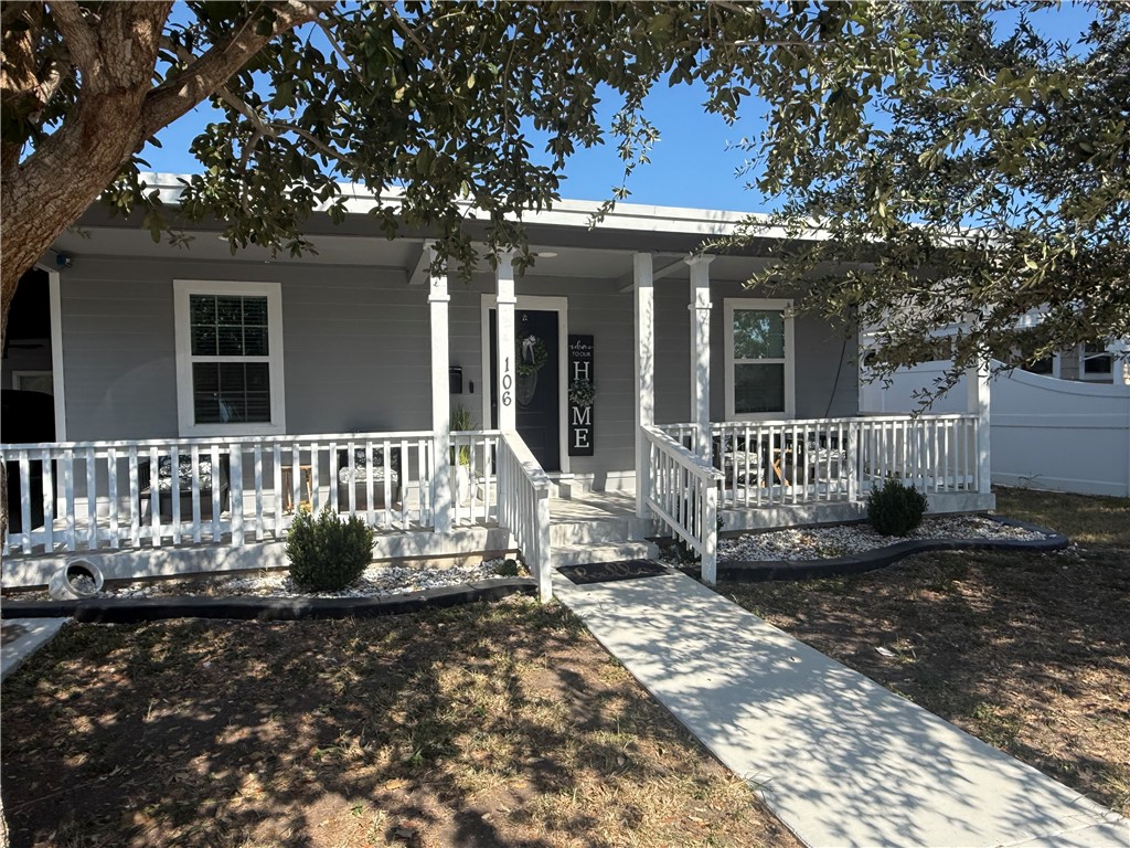 106 Adams Dr — photo