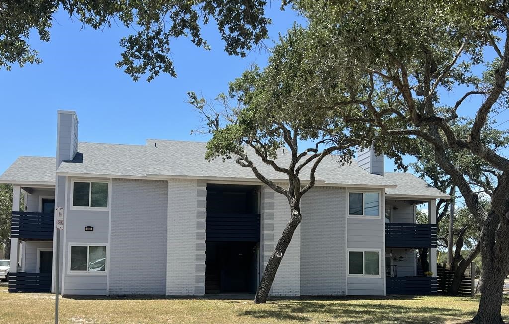 1807 Harbor Dr — photo