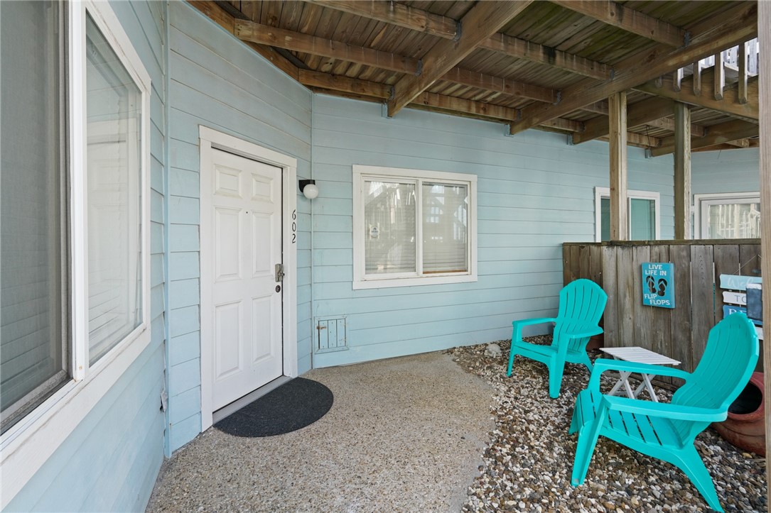 15010 Leeward Dr 602 — photo
