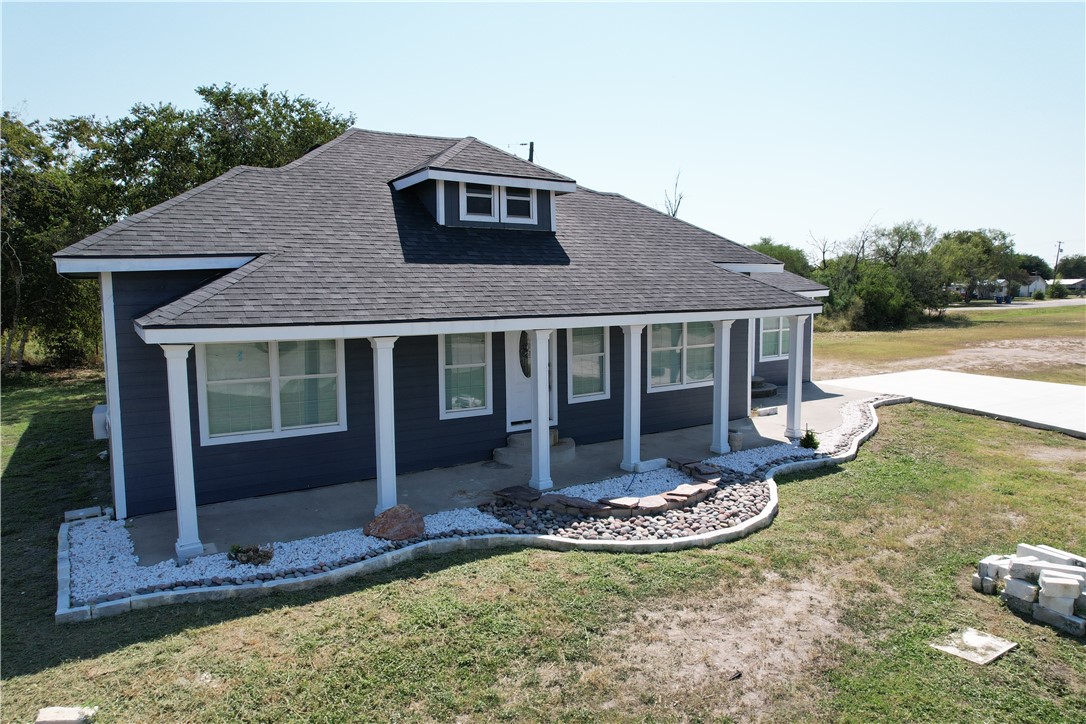 812 N Front Street, Mathis, TX 78368 — photo 3