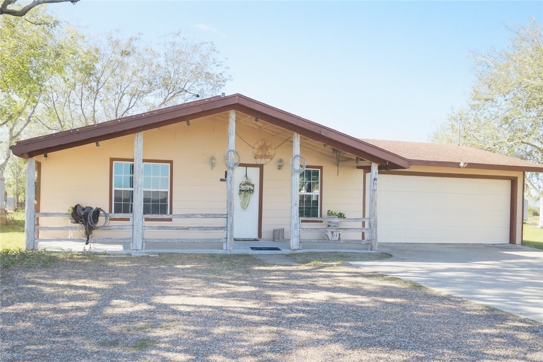 7643 County Road 2415 — photo
