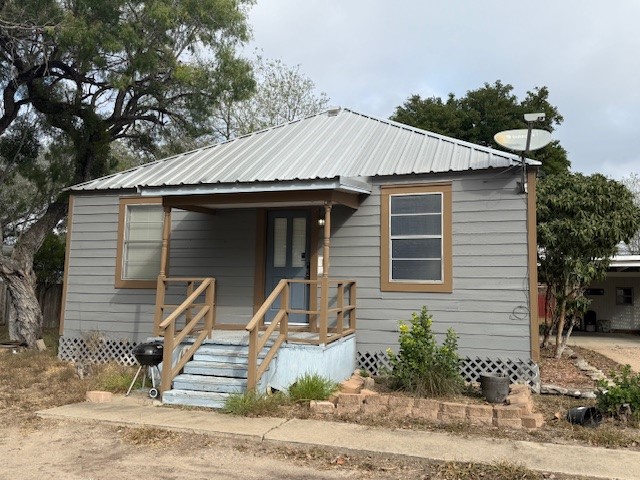 305 E Thornton St — photo