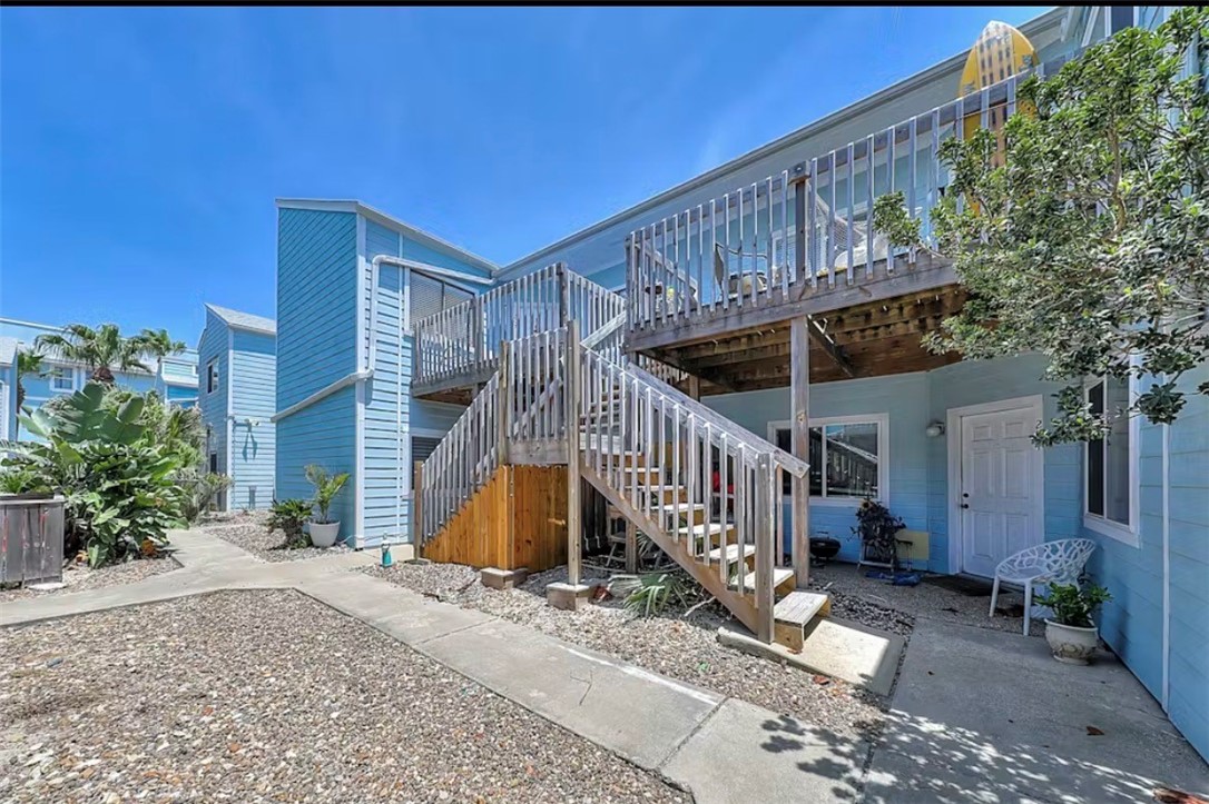 15010 Leeward Dr 207 — photo