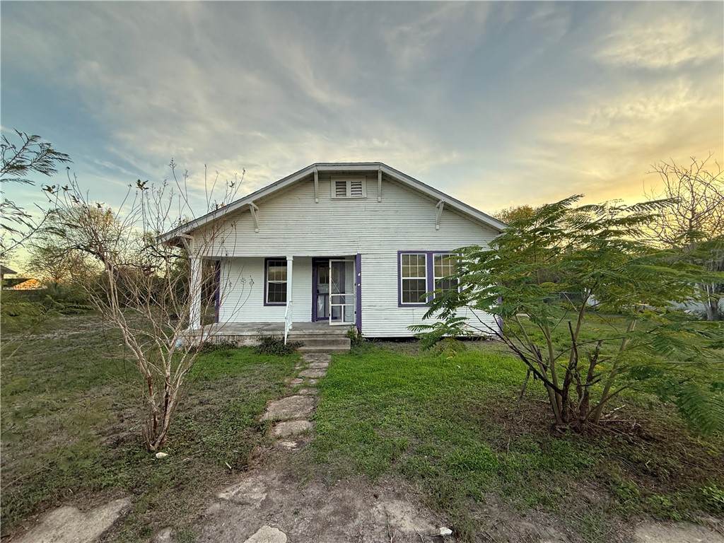 519 W Mesquite Ave — photo
