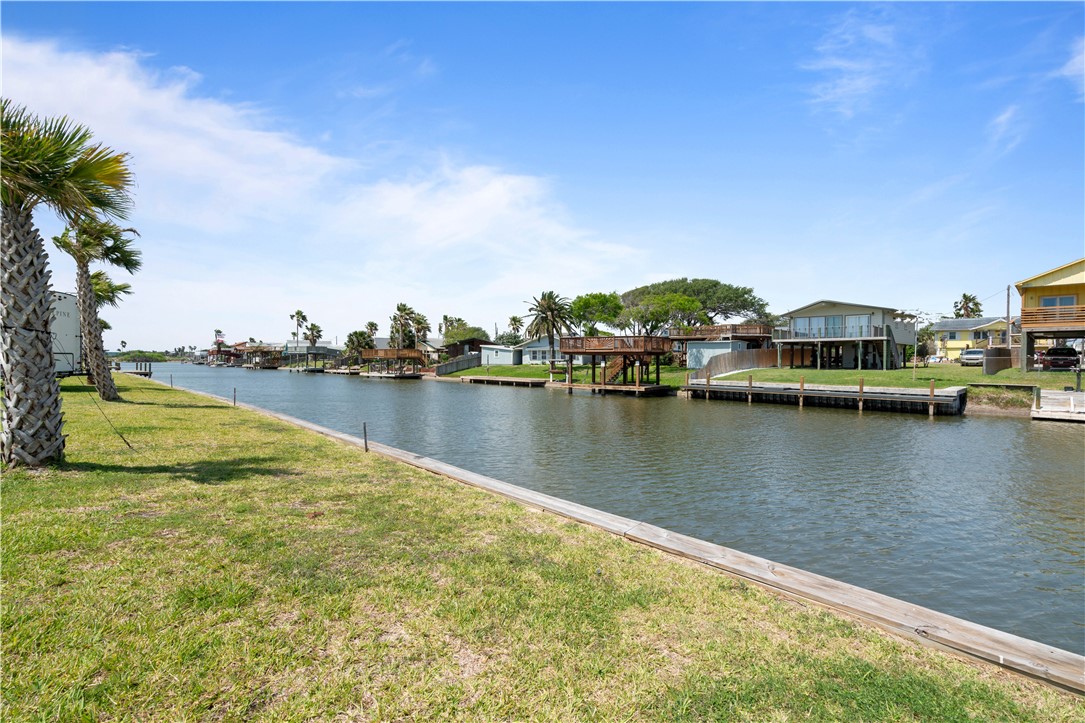 101 Caribbean Dr 5 — photo