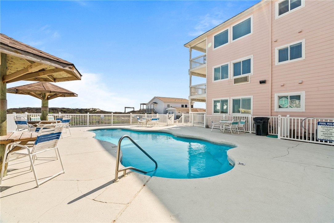 1926 On The Beach Dr 412 — photo