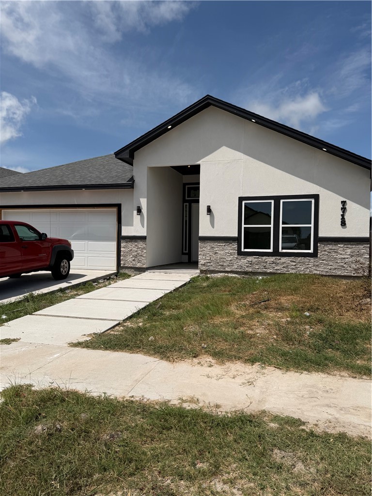 7718 Sophia Dr — photo