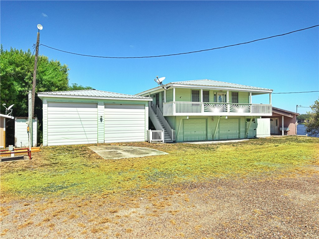 113 White Point Dr — photo