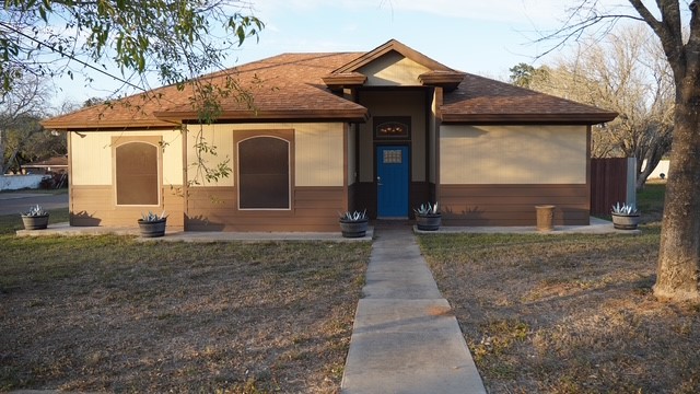710 W Viggo St — photo