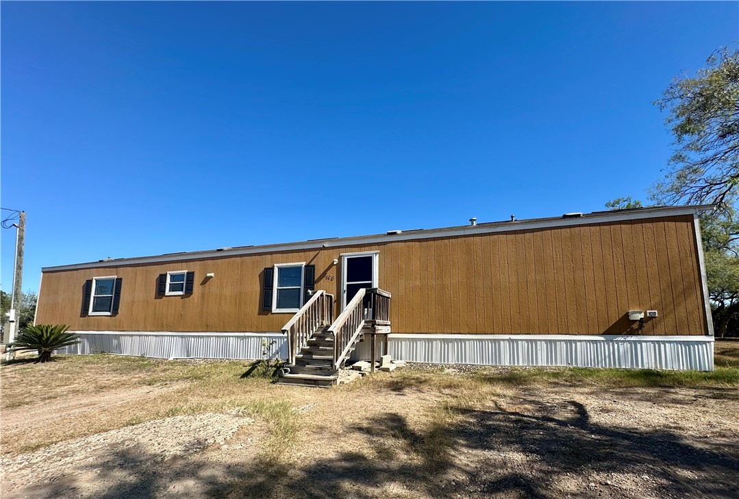 1708 Hill St — photo