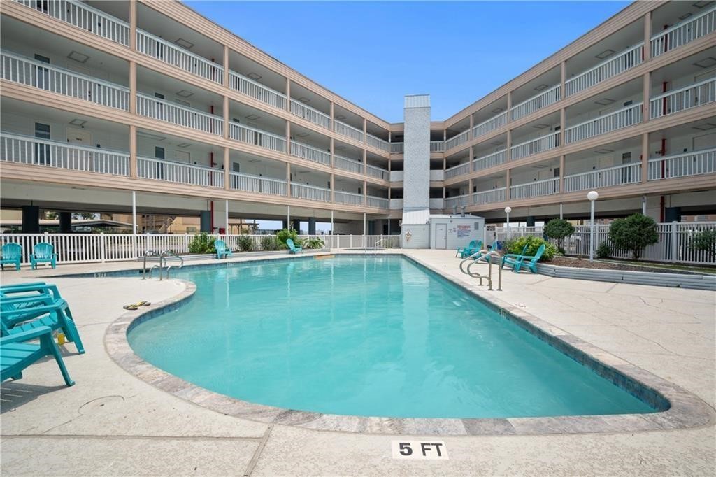 3938 Surfside Blvd 2340 — photo