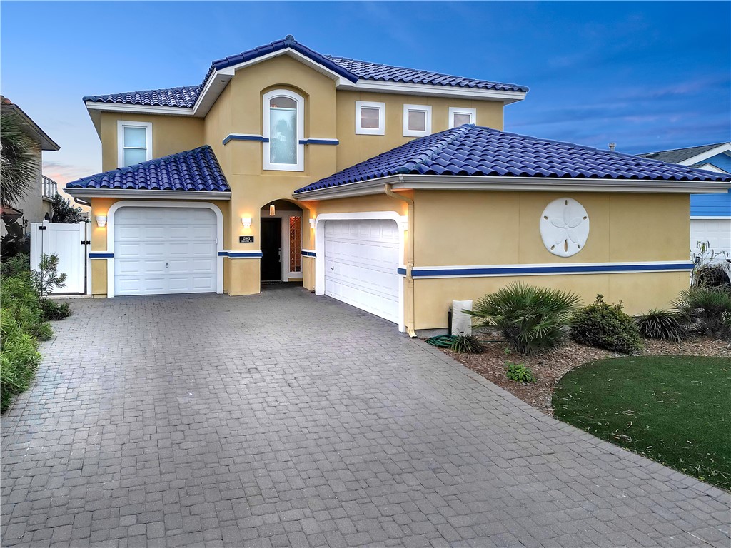 13945 Dasmarinas Dr — photo