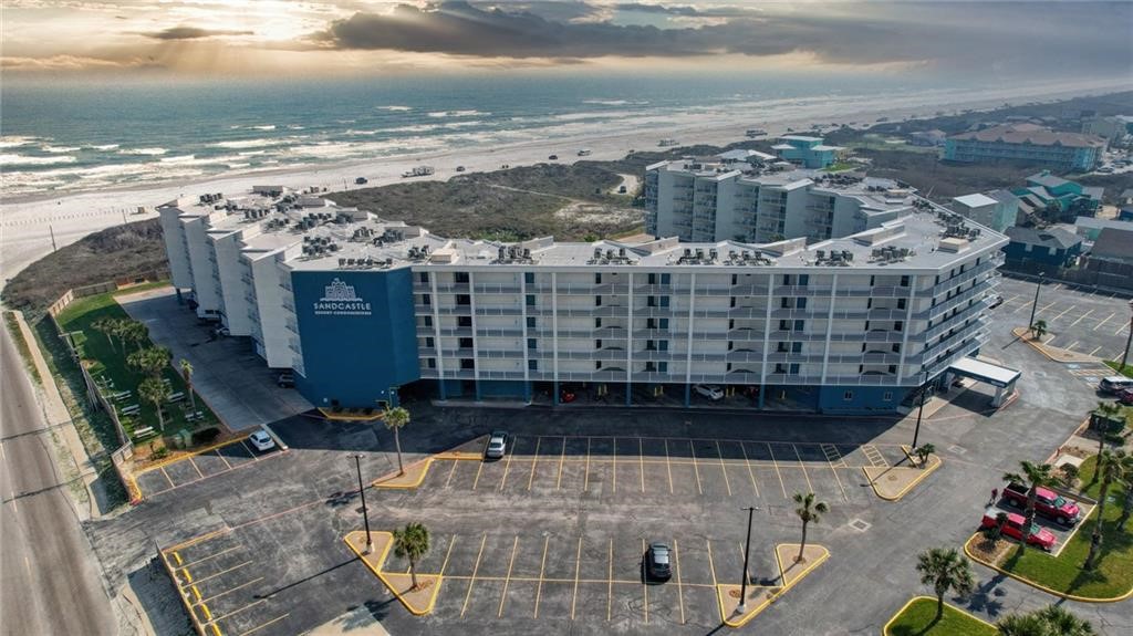 800 Sandcastle Dr 402 — photo
