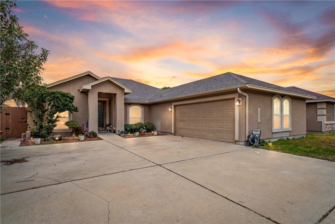 2602 Retta Dr — photo