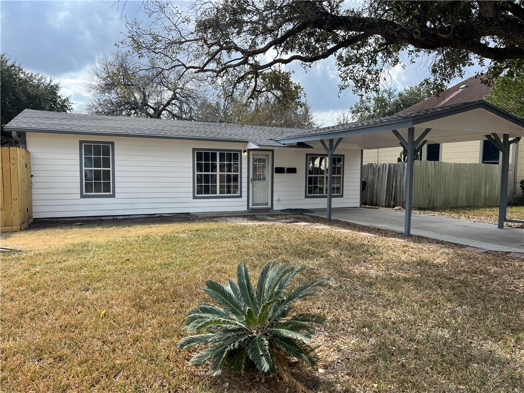 323 W Lee Ave — photo