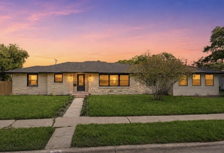 301 Pasadena Pl — photo