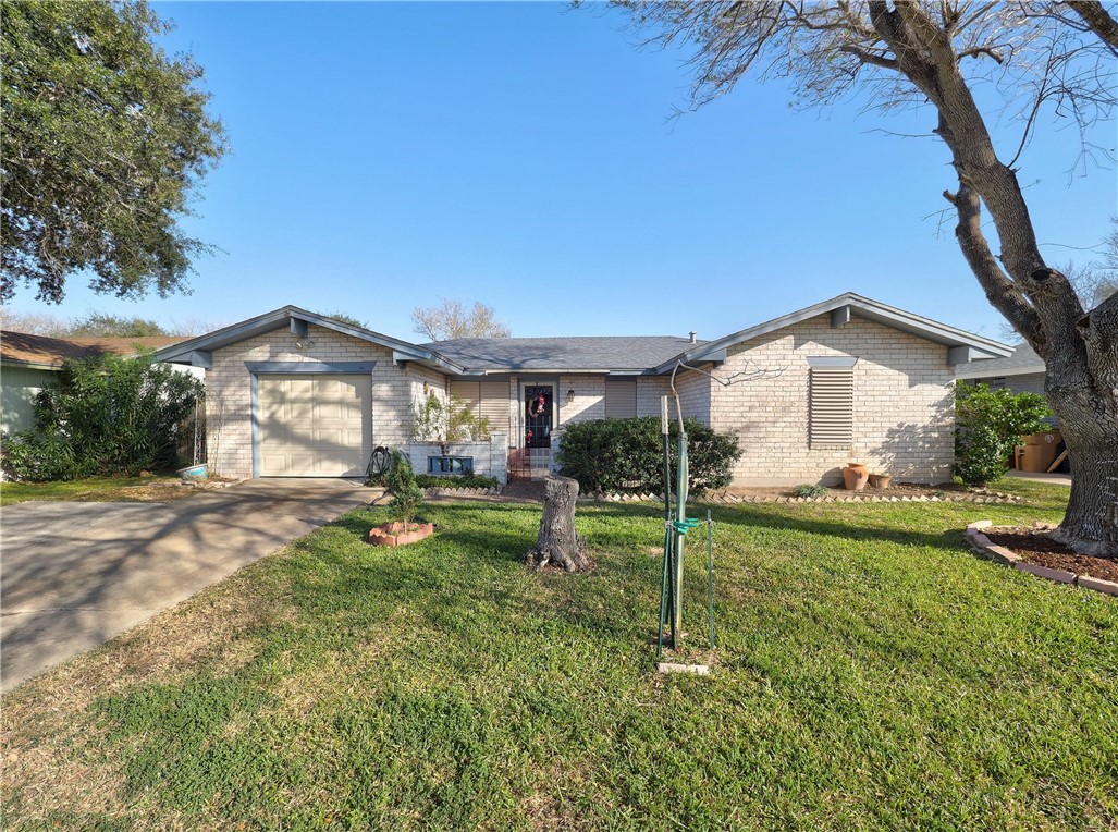 1906 Tara Dr — photo