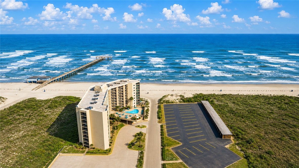1000 Lantana Dr 702 — photo