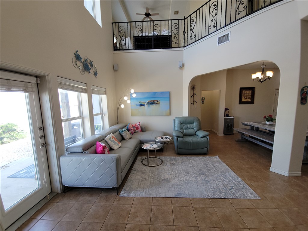 Home in Corpus Christi, TX 78418 — photo 3