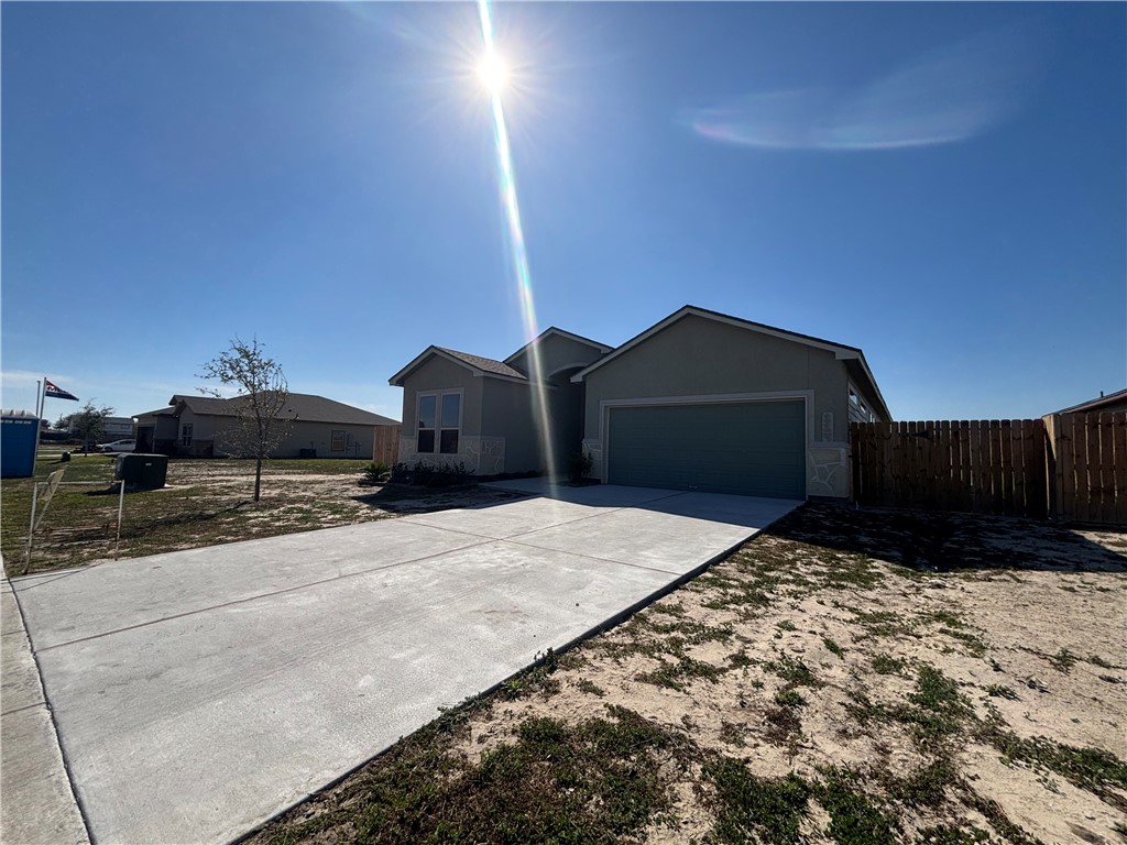 114 Guadalupe Palm — photo