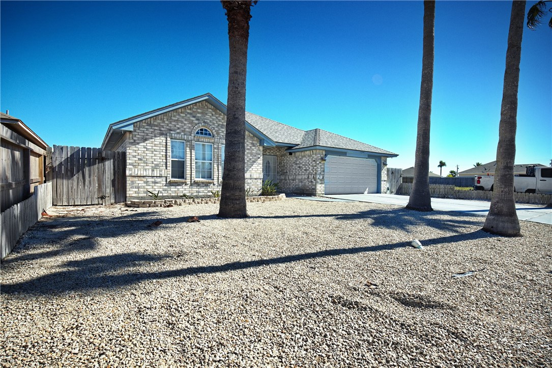 14242 Allamanda Dr — photo
