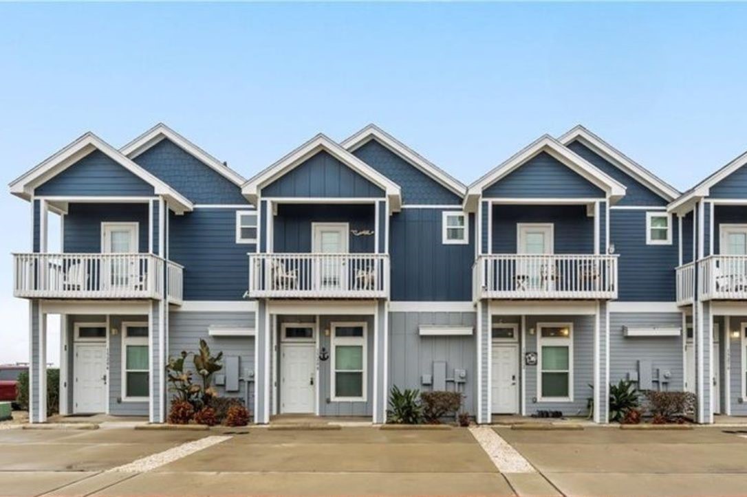15208 Beach Way Dr — photo