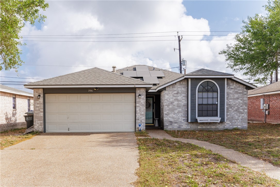 706 Saint Bernadine Dr — photo