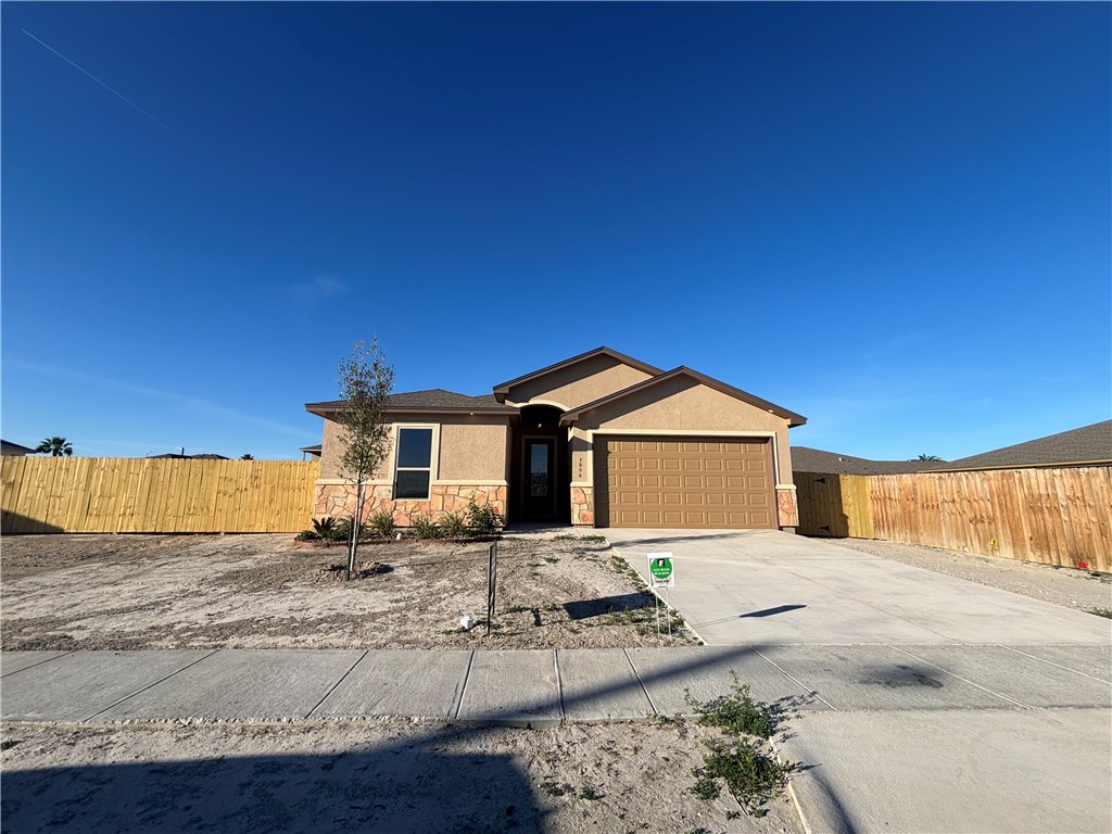 7806 Stover Dr — photo