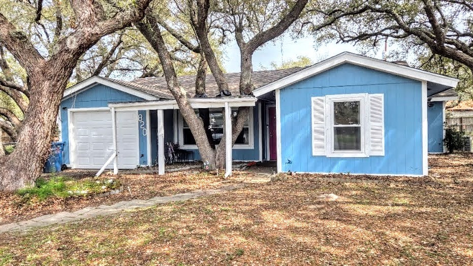 820 Ibis Dr — photo
